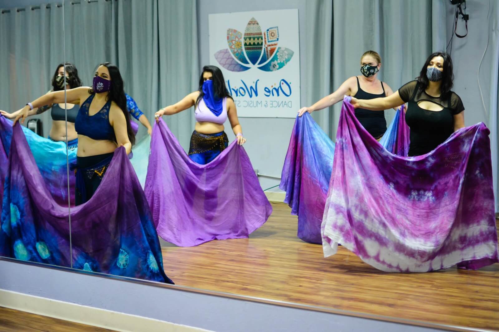 belly dance class in Phoenix with veils